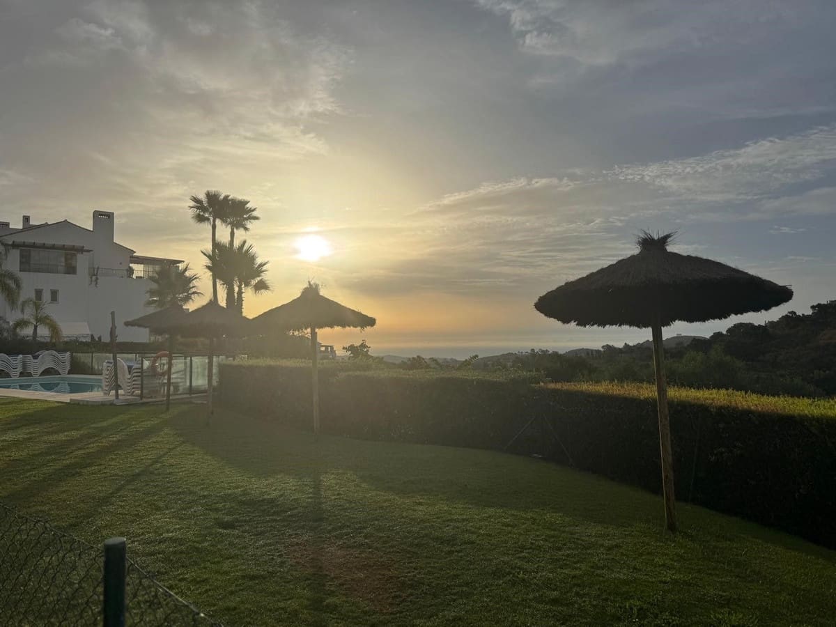 3 Zimmer Apartment zu verkaufen in La Mairena mit Pool Garage - 375.000 € (Ref: 9805623)