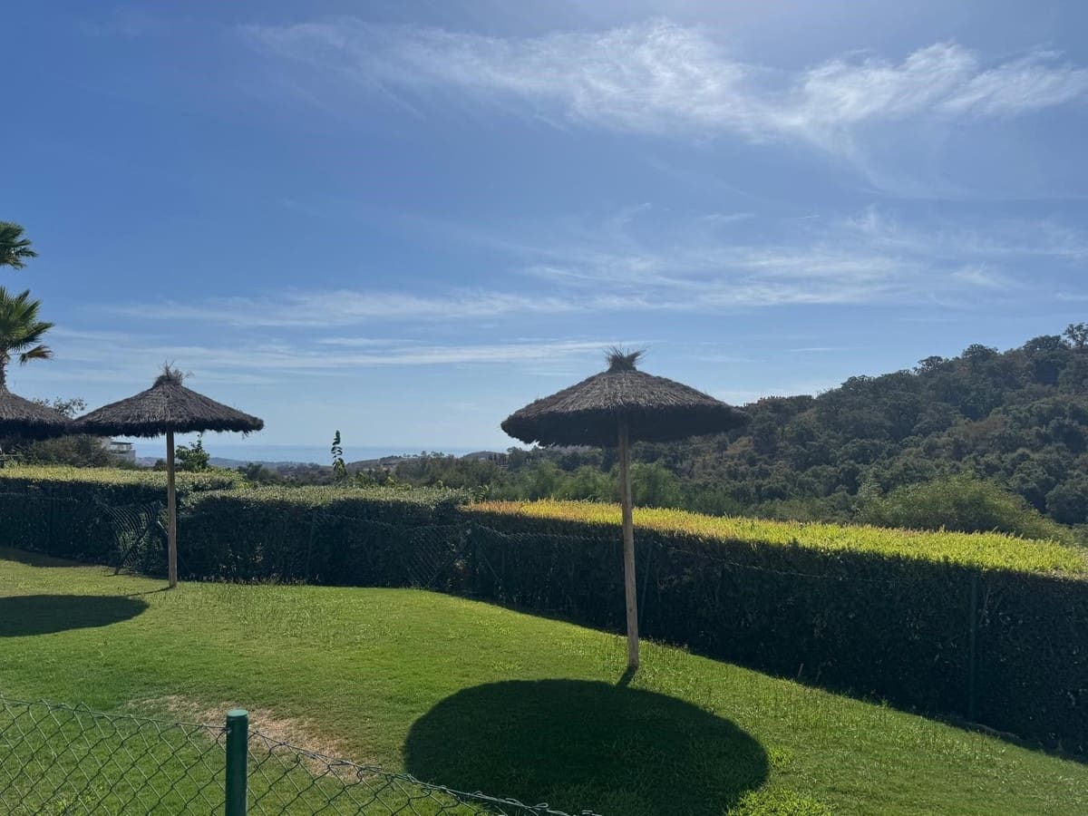 3 Zimmer Apartment zu verkaufen in La Mairena mit Pool Garage - 375.000 € (Ref: 9805623)