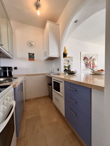 1 sovrum Lägenhet till salu i Estepona med pool garage - 230 000 € (Ref: 9816558)
