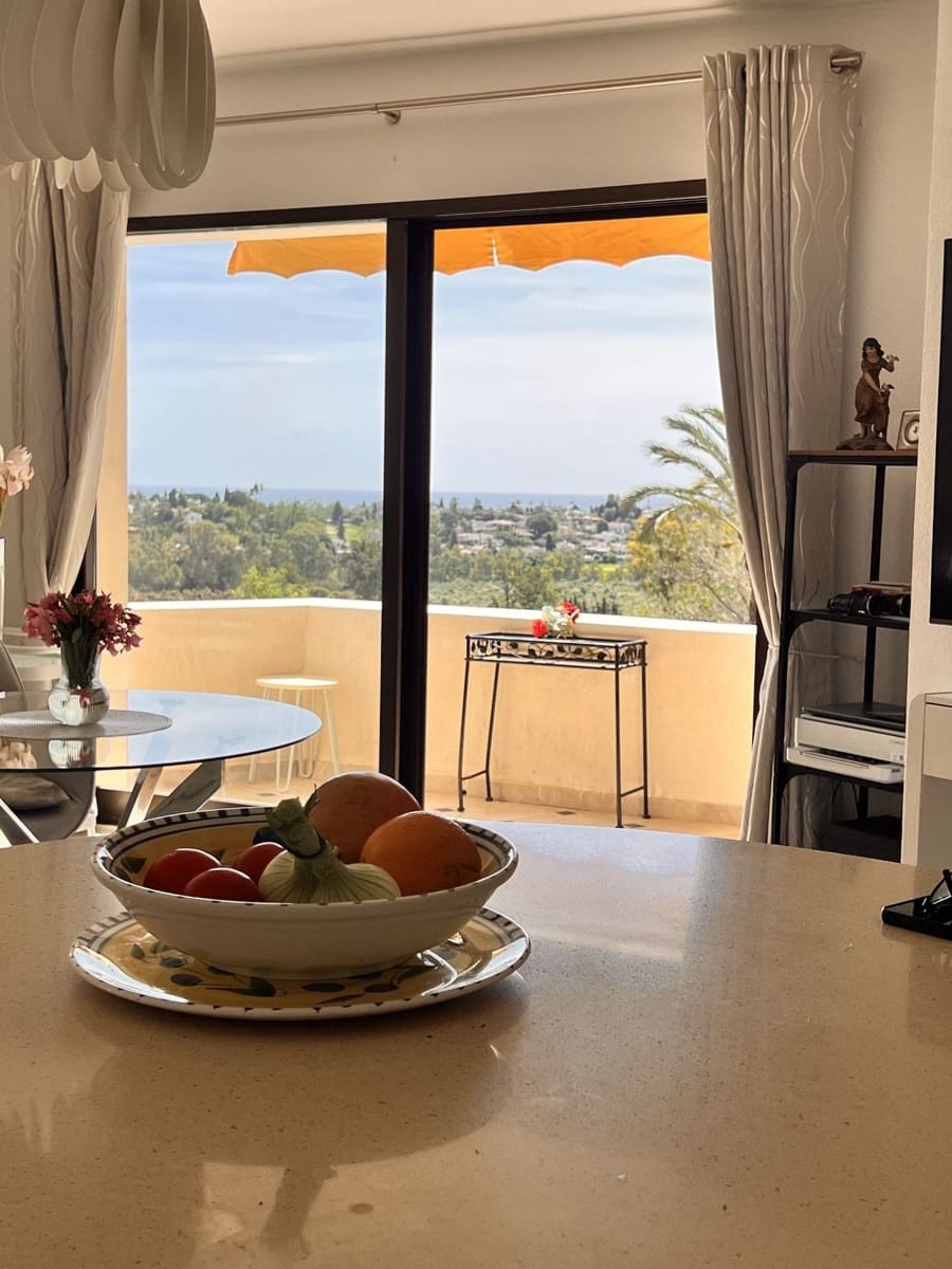 1 sovrum Lägenhet till salu i Estepona med pool garage - 230 000 € (Ref: 9816558)