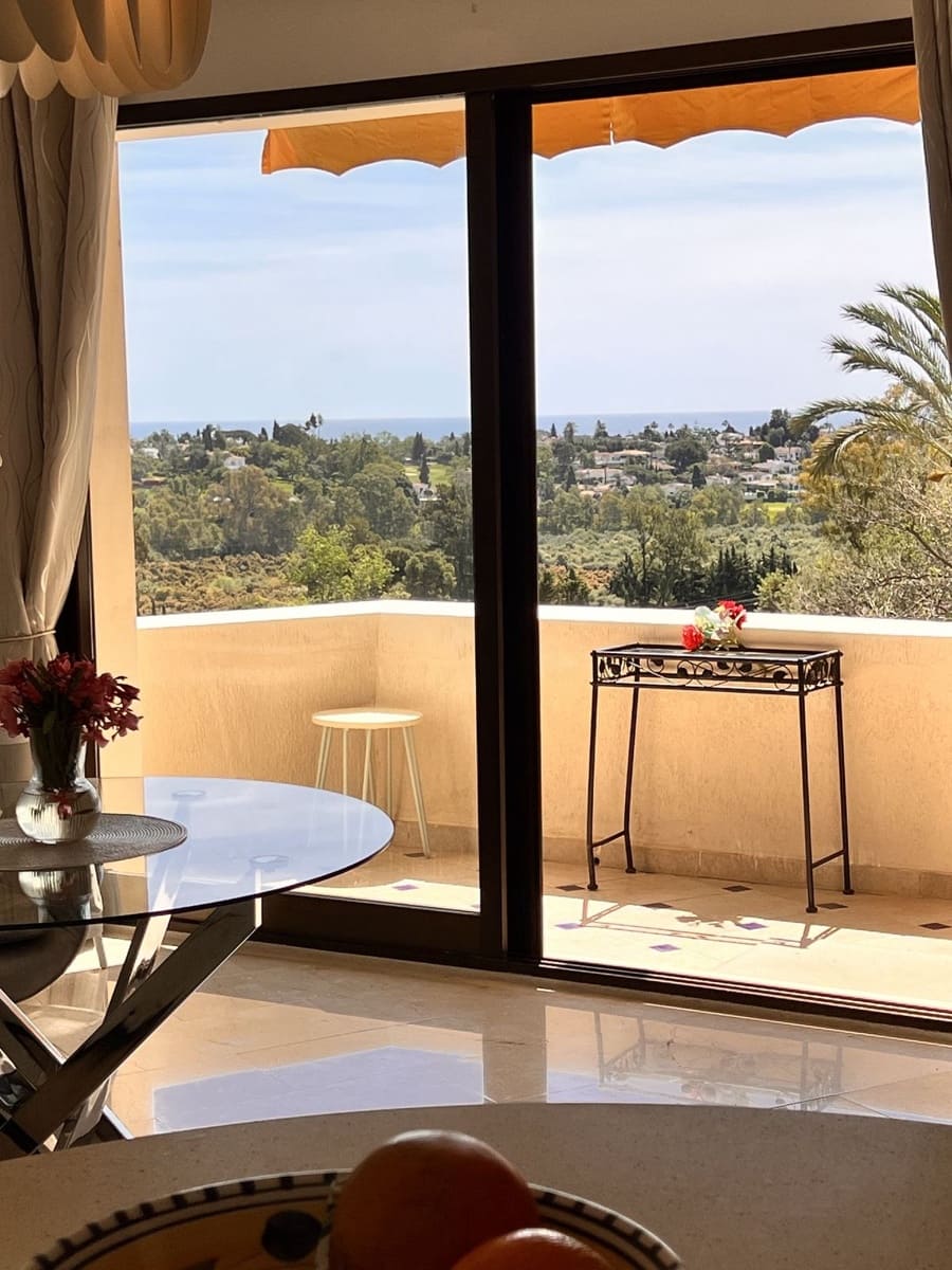 1 sovrum Lägenhet till salu i Estepona med pool garage - 230 000 € (Ref: 9816558)
