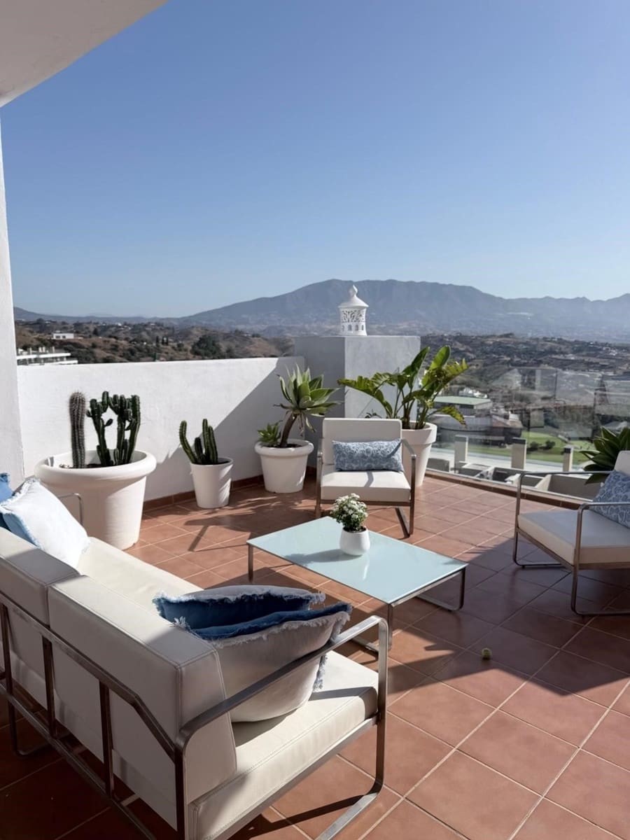 2 slaapkamer Appartement te koop in La Cala de Mijas met zwembad garage - € 550.000 (Ref: 9958698)