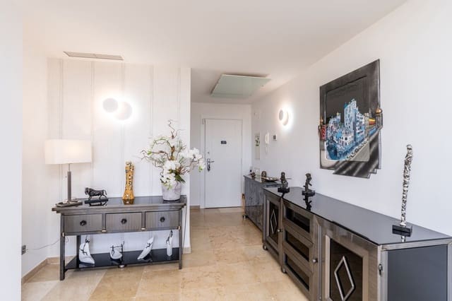 4 soveværelse Lejlighed til salg i Benahavís med swimmingpool garage - € 529.000 (Ref: 9973859)