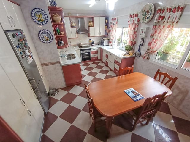 6 soveværelse Villa til salg i Alhaurín de la Torre - € 794.000 (Ref: 8664447)