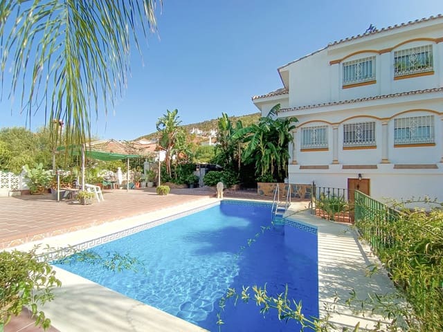 6 soveværelse Villa til salg i Alhaurín de la Torre - € 794.000 (Ref: 8664447)