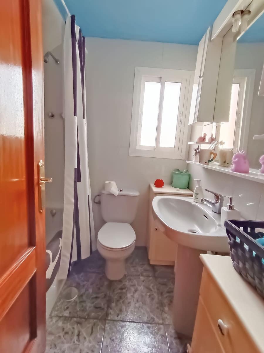 6 bedroom Villa for sale in La Cala de Mijas - € 796,000 (Ref: 8664448)