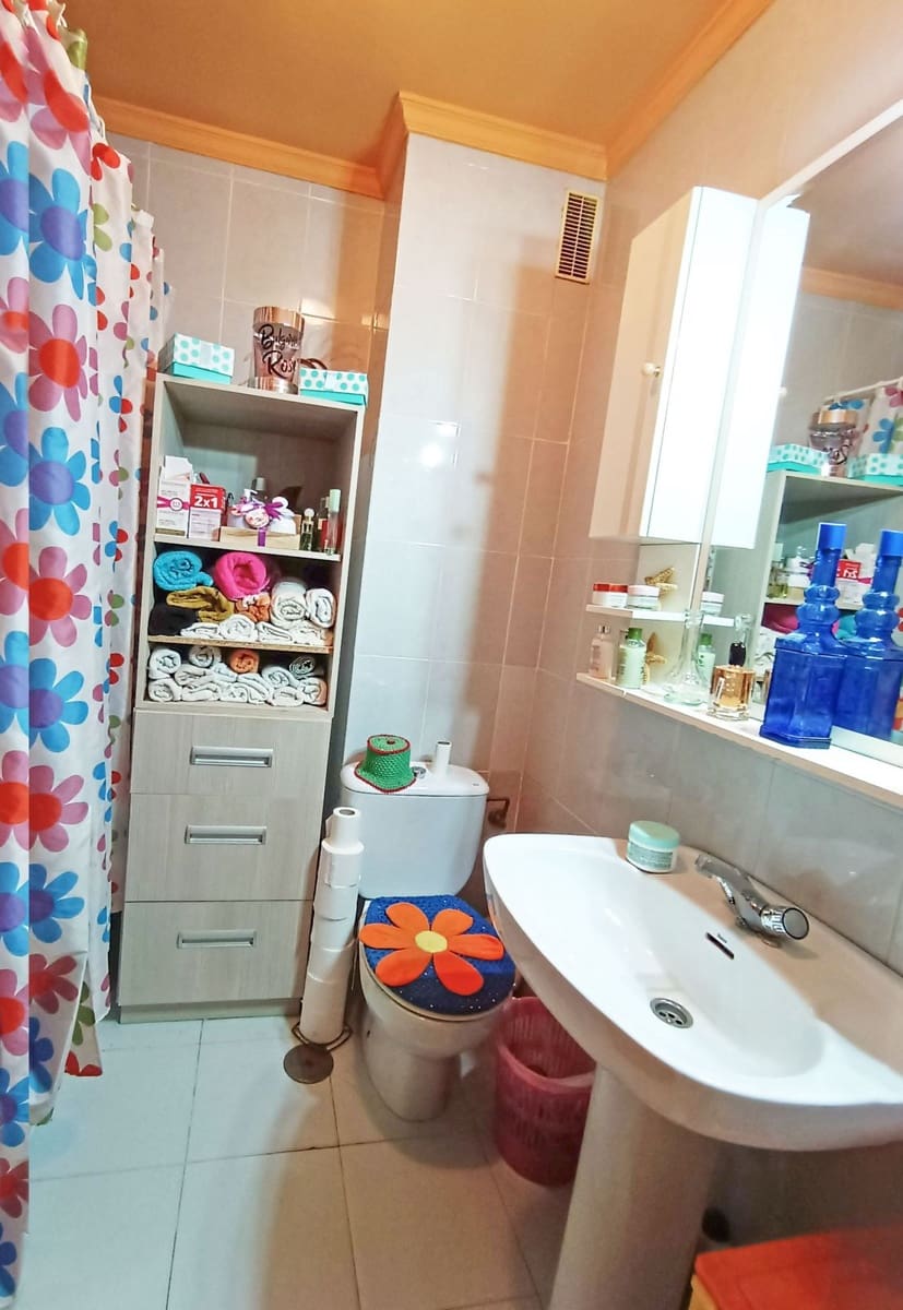 6 bedroom Villa for sale in La Cala de Mijas - € 796,000 (Ref: 8664448)