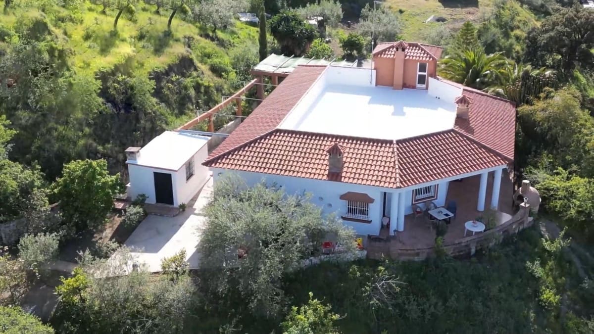 3 soveværelse Villa til salg i Monda - € 545.000 (Ref: 8664450)
