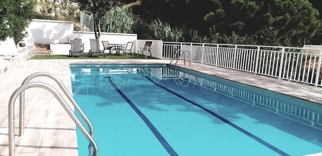 6 Zimmer Villa zu verkaufen in Cabrils mit Pool Garage - 895.000 € (Ref: 4651206)