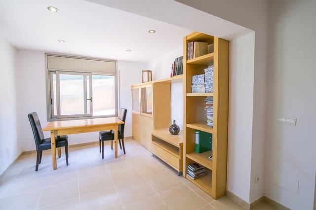 5 camera da letto Villa in vendita in Pals con piscina garage - 325.000 € (Rif: 4664552)