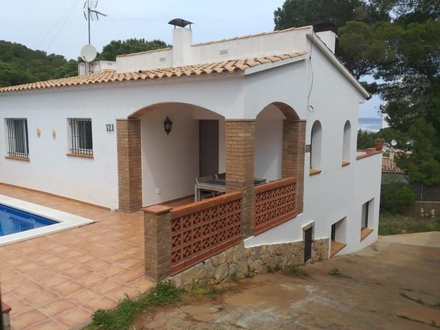 5 camera da letto Villa in vendita in Pals con piscina garage - 325.000 € (Rif: 4664552)