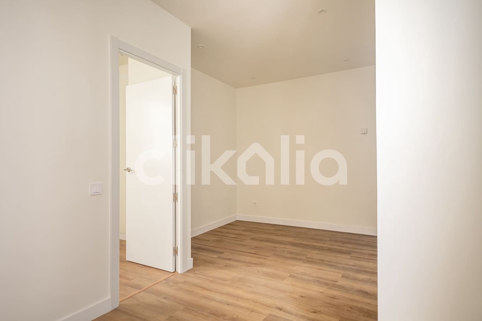 1 sypialnia Mieszkanie na sprzedaż w Miasto Madryt - 380 000 € (Ref: 8908036)