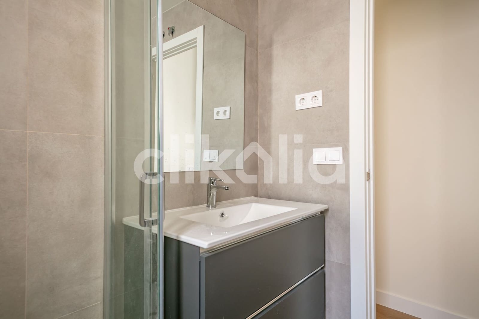 1 sypialnia Mieszkanie na sprzedaż w Miasto Madryt - 380 000 € (Ref: 8908036)