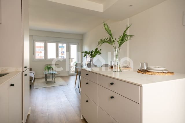 3 bedroom Flat for sale in La Paz, Madrid city - € 540,000 (Ref: 8930765)