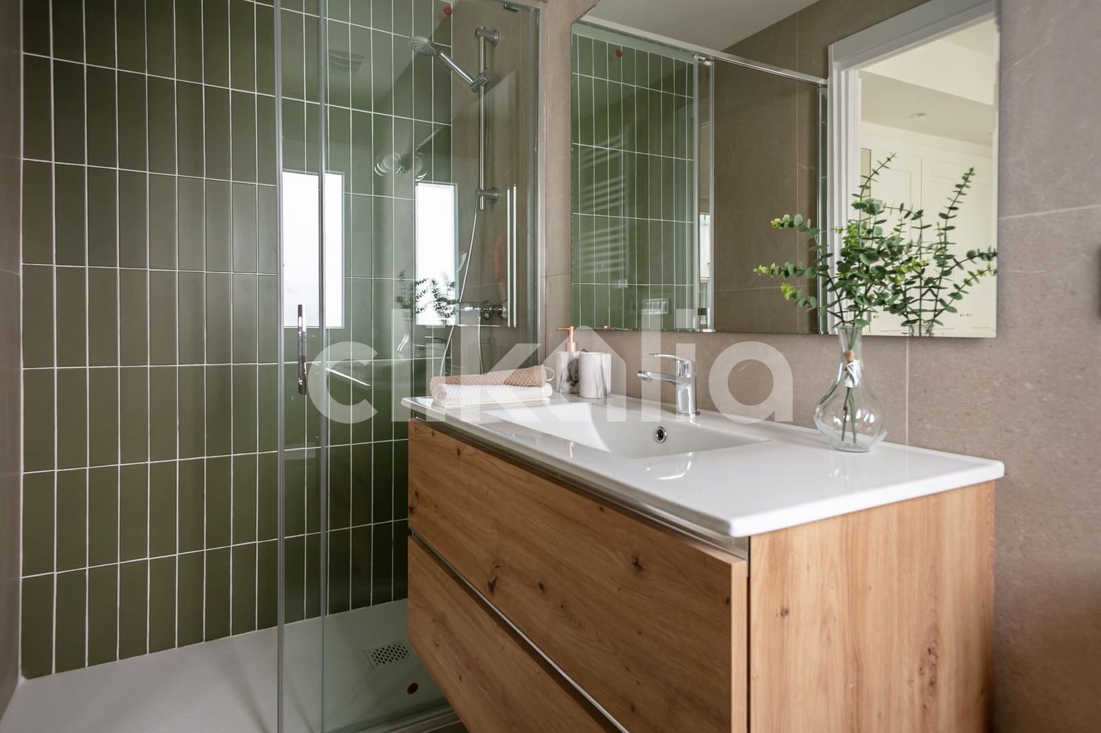 3 soveværelse Lejlighed til salg i Madrid by - € 540.000 (Ref: 8930765)