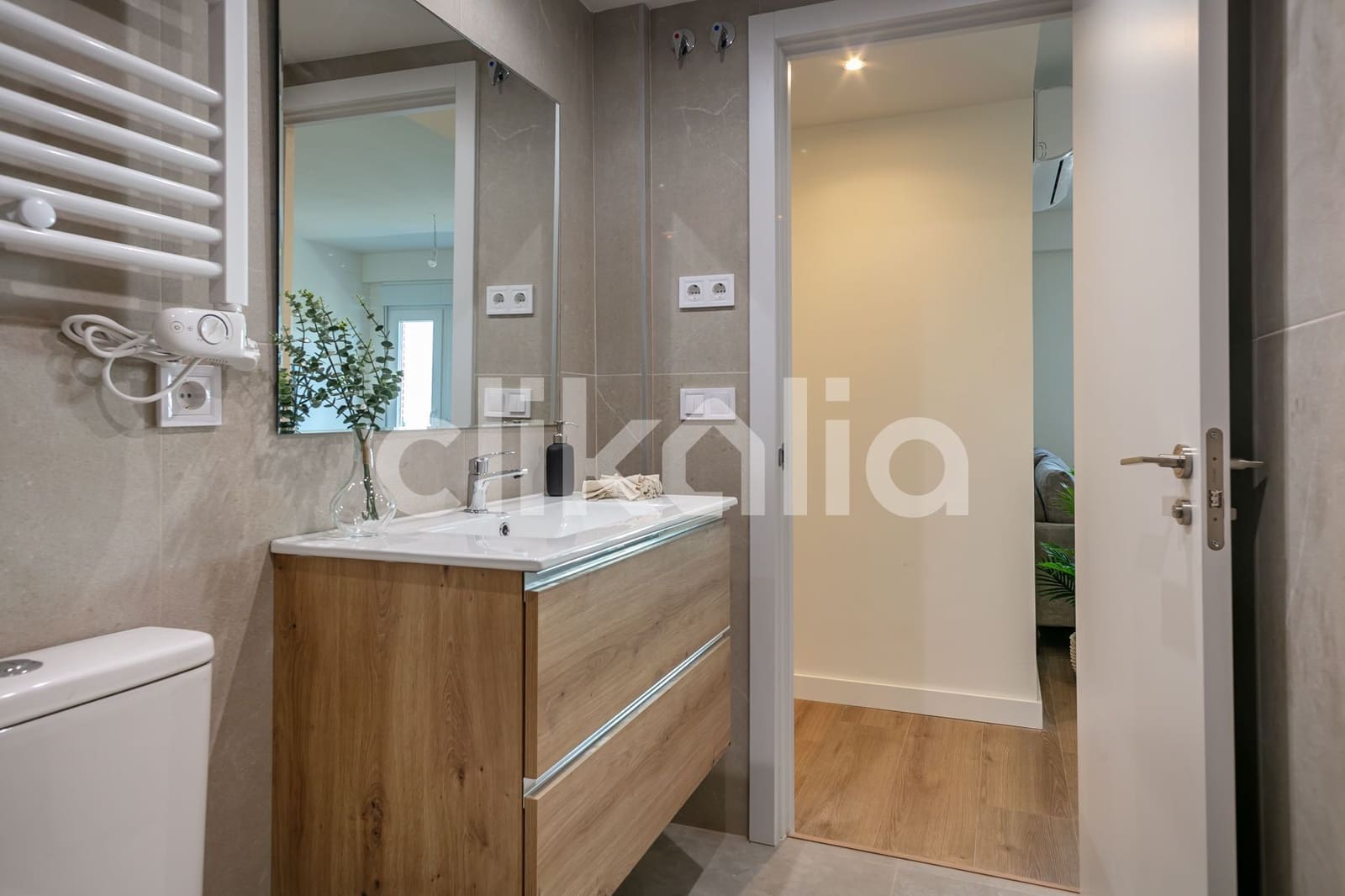 3 soveværelse Lejlighed til salg i Madrid by - € 540.000 (Ref: 8930765)