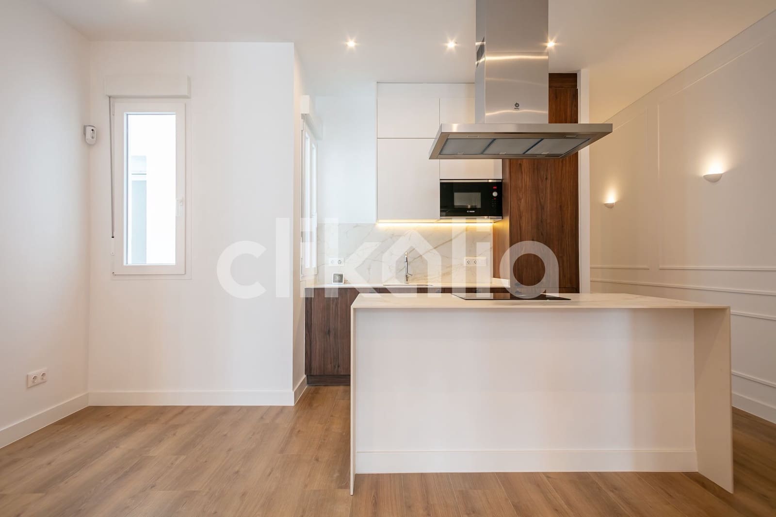 3 soveværelse Lejlighed til salg i Madrid by - € 800.000 (Ref: 8931532)