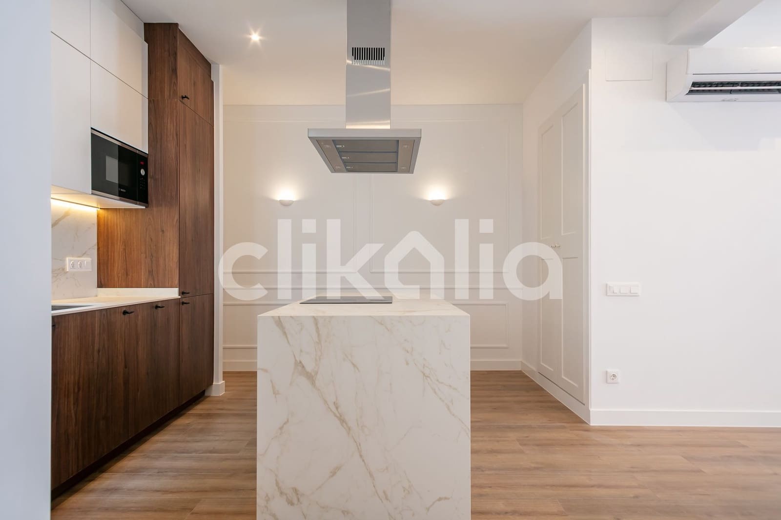 3 soveværelse Lejlighed til salg i Madrid by - € 800.000 (Ref: 8931532)