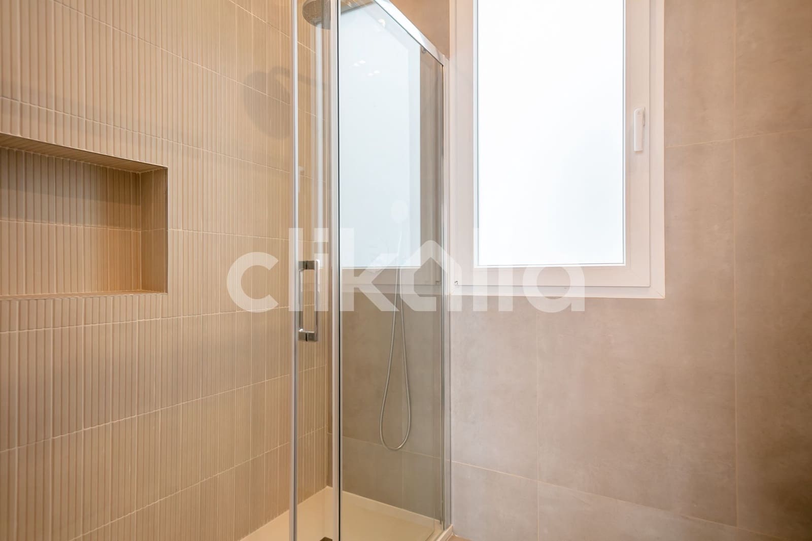 3 soveværelse Lejlighed til salg i Madrid by - € 800.000 (Ref: 8931532)