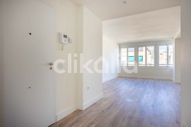 3 soveværelse Lejlighed til salg i Nervión, Sevilla by - € 400.000 (Ref: 8944625)