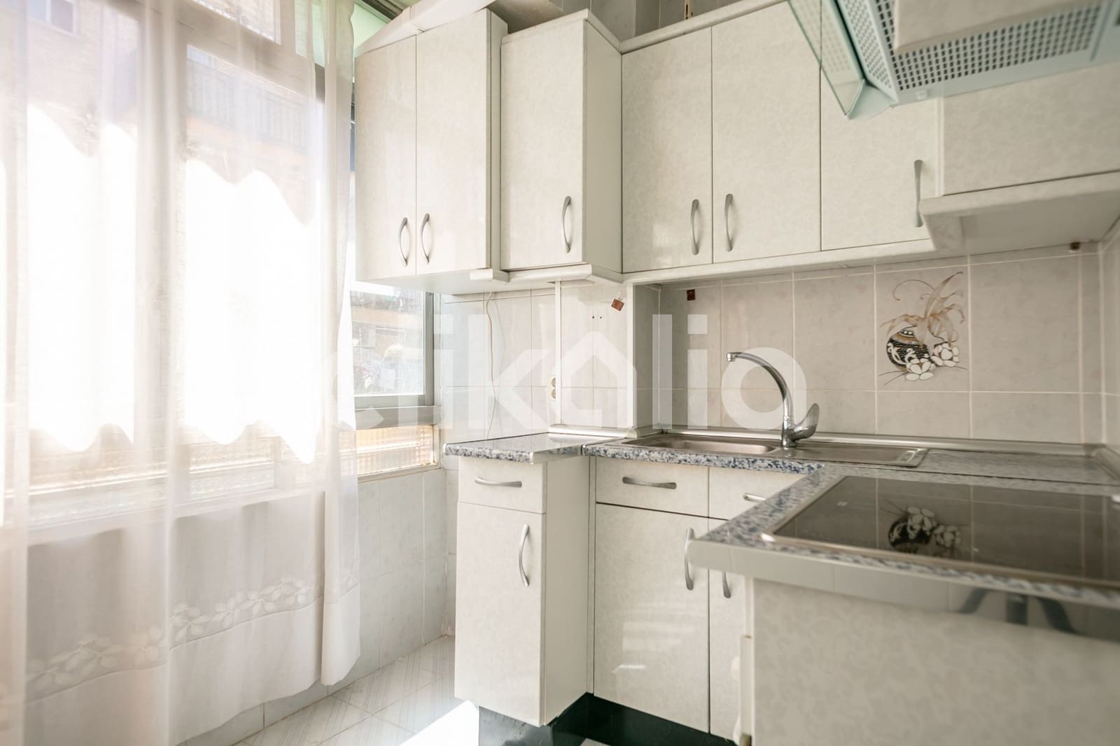 3 sypialnia Mieszkanie na sprzedaż w Miasto Madryt - 180 000 € (Ref: 8945307)