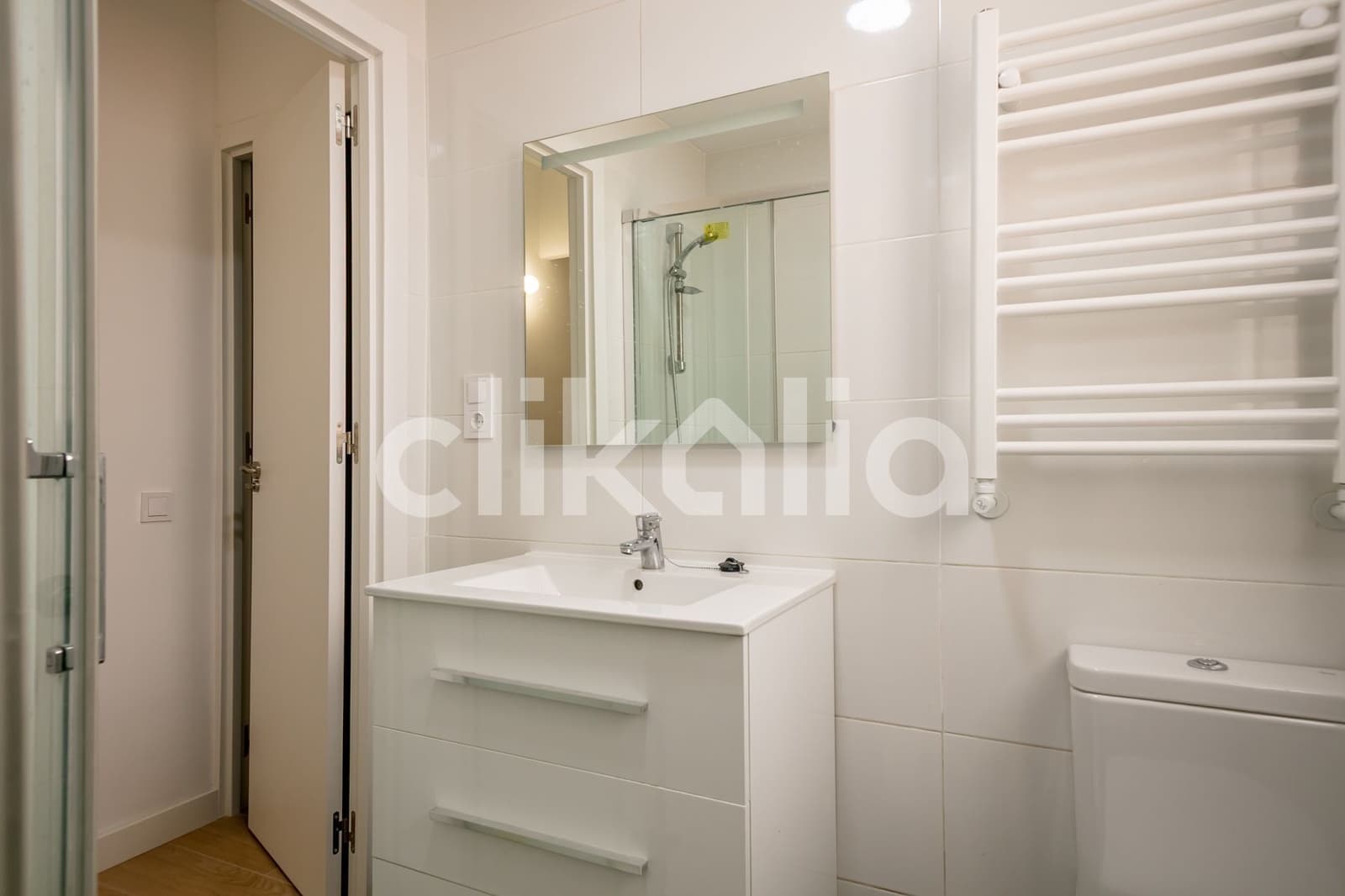 2 soveværelse Lejlighed til salg i Madrid by - € 355.000 (Ref: 8953464)