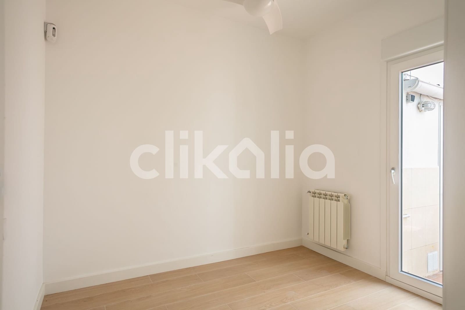 2 soveværelse Lejlighed til salg i Madrid by - € 355.000 (Ref: 8953464)