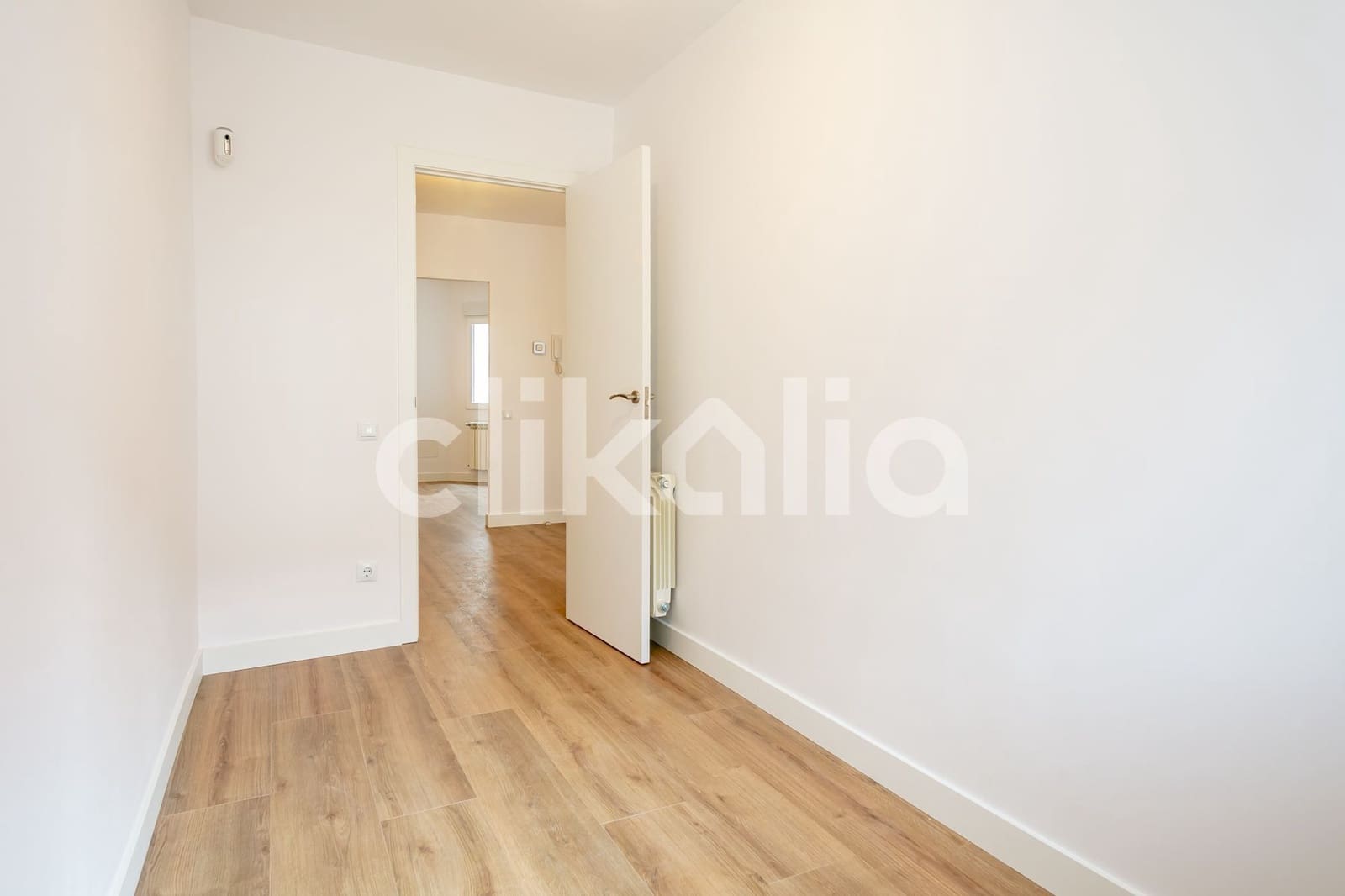 3 soveværelse Lejlighed til salg i Madrid by - € 430.000 (Ref: 9019428)