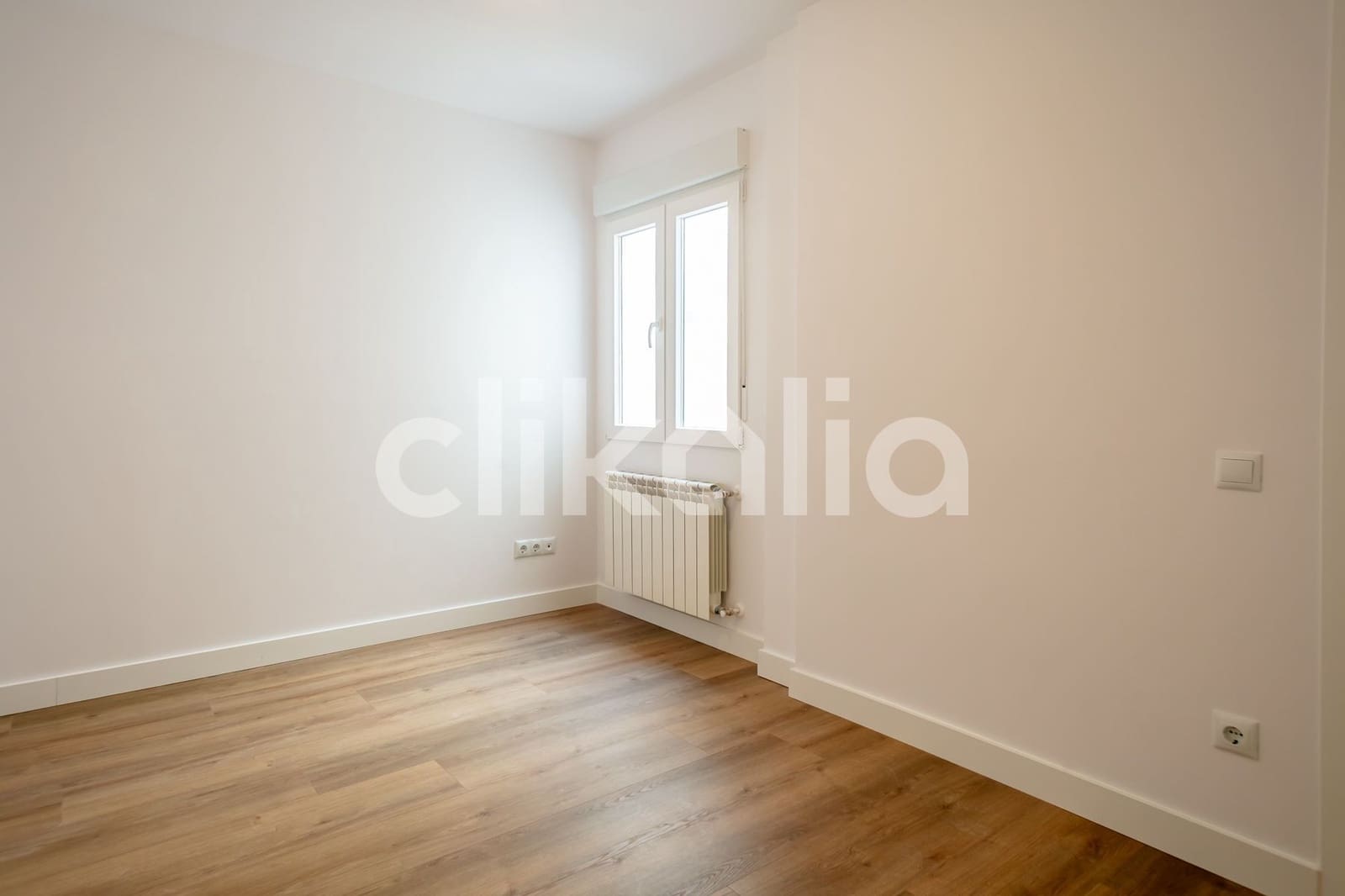 3 soveværelse Lejlighed til salg i Madrid by - € 430.000 (Ref: 9019428)