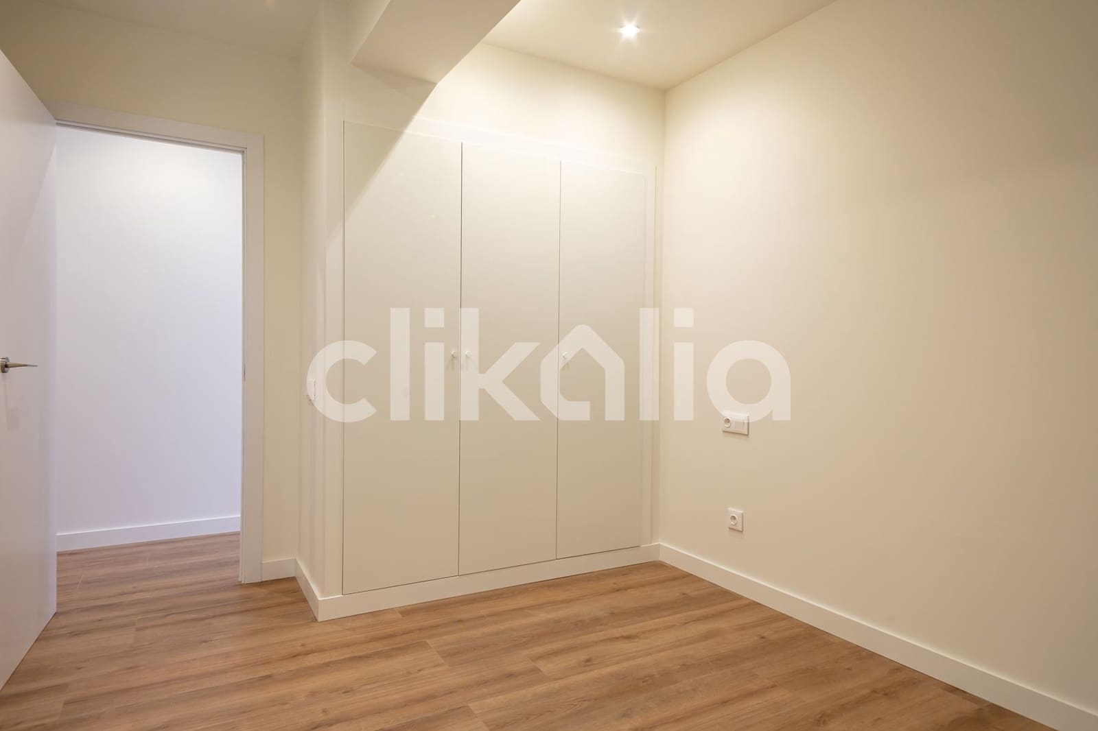 3 soveværelse Lejlighed til salg i Madrid by - € 900.000 (Ref: 9046412)