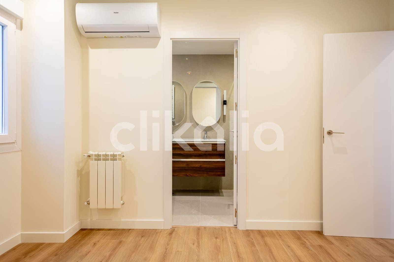 3 soveværelse Lejlighed til salg i Madrid by - € 900.000 (Ref: 9046412)