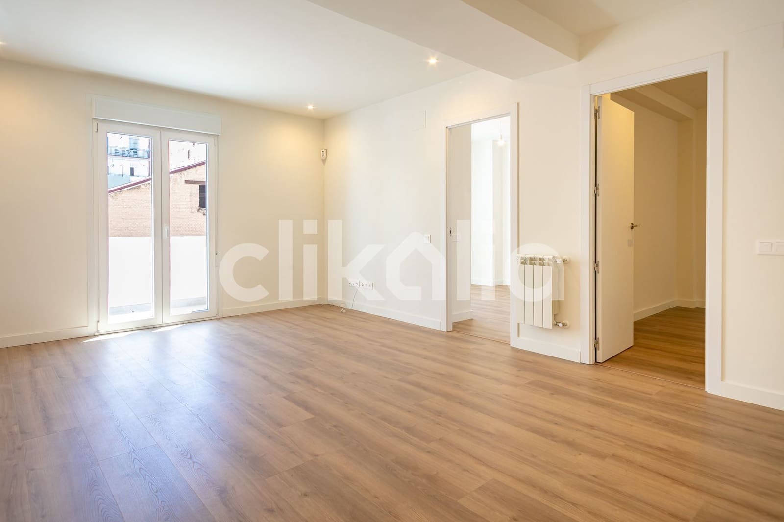 3 soveværelse Lejlighed til salg i Madrid by - € 900.000 (Ref: 9046412)