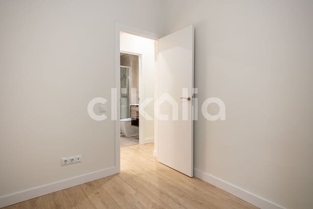 2 Zimmer Wohnung zu verkaufen in Pacífico, Madrid Stadt - 400.000 € (Ref: 9046413)