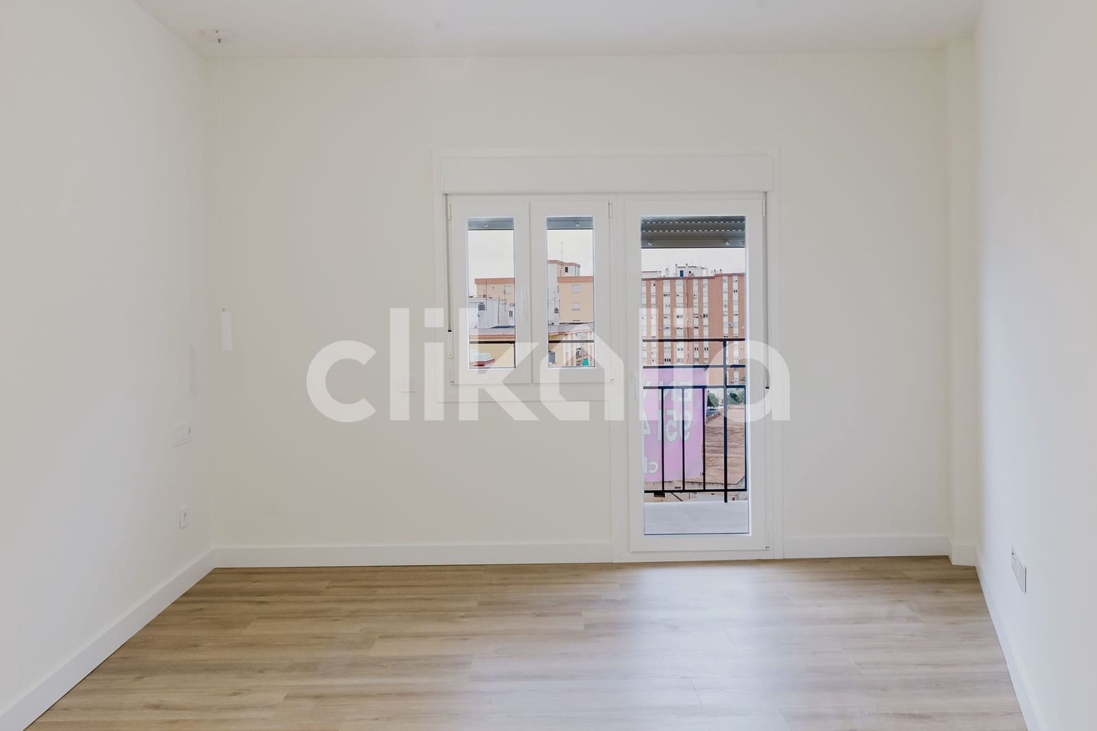 3 sypialnia Mieszkanie na sprzedaż w Miasto Malaga - 385 000 € (Ref: 9050364)