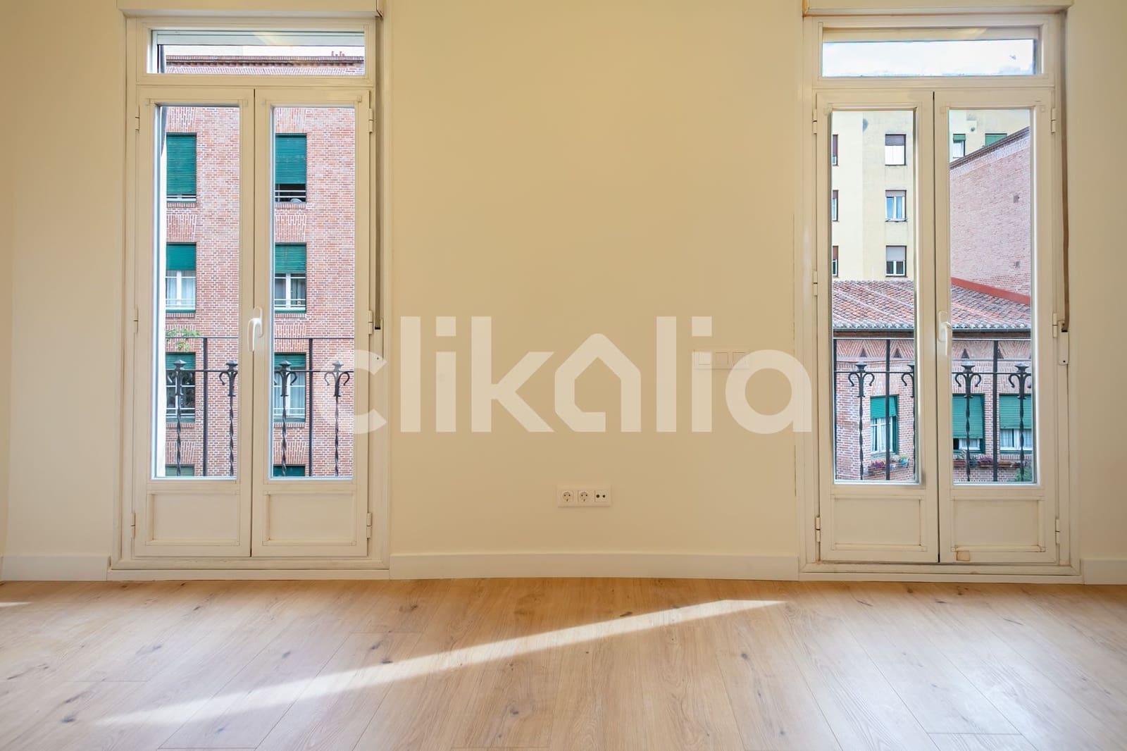 2 slaapkamer Flat te koop in Madrid stad - € 940.000 (Ref: 9050494)