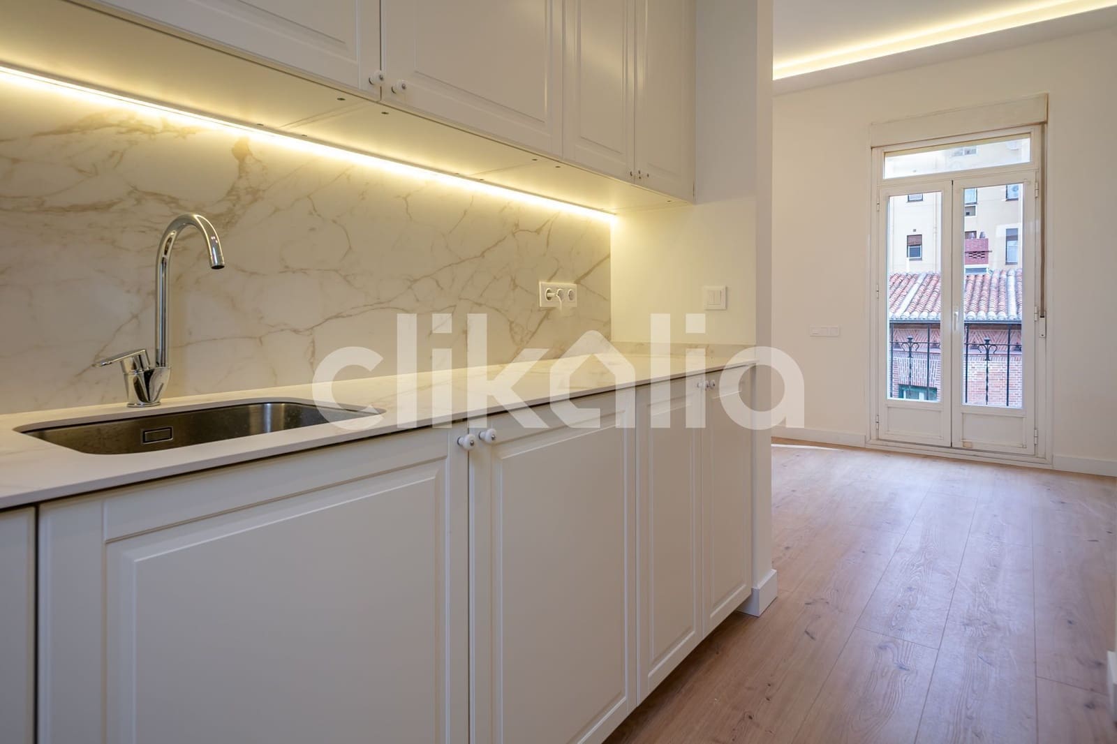 2 slaapkamer Flat te koop in Madrid stad - € 940.000 (Ref: 9050494)