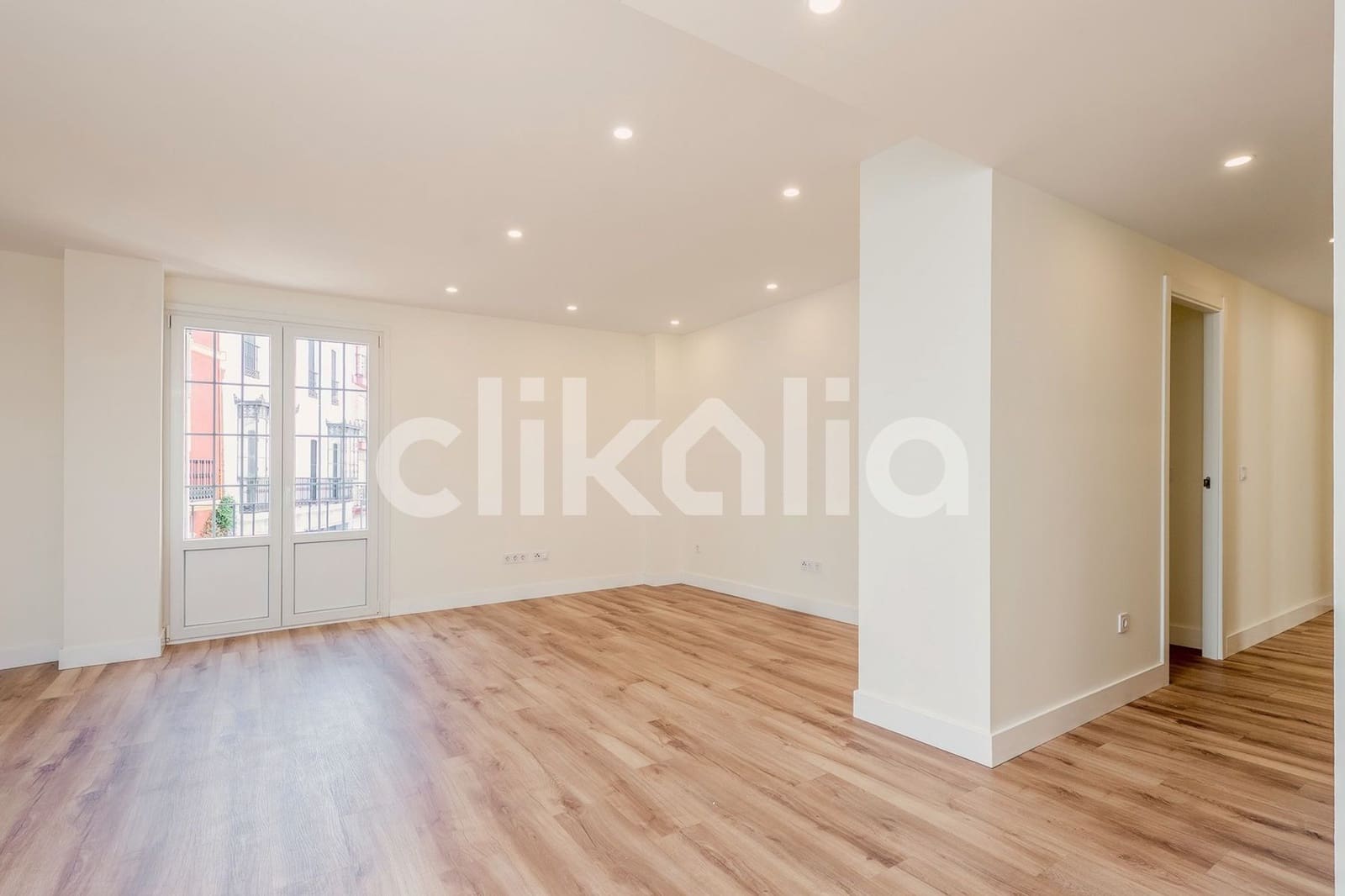 3 soveværelse Lejlighed til salg i Sevilla by med garage - € 700.000 (Ref: 9058404)