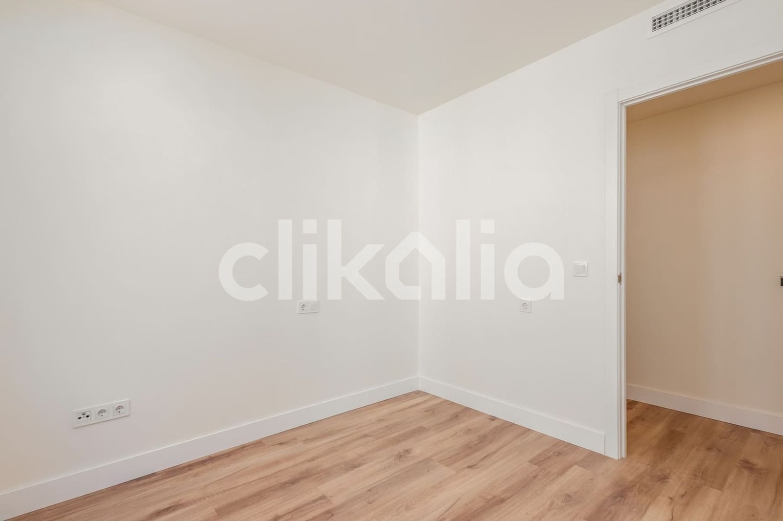 3 soveværelse Lejlighed til salg i Sevilla by med garage - € 700.000 (Ref: 9058404)