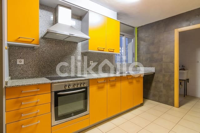 Piso de 2 habitaciones en Balaguer en venta con garaje - 70.000 € (Ref: 9076843)
