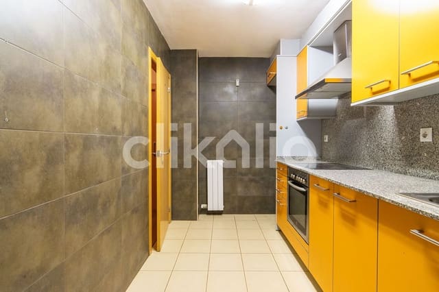 Piso de 2 habitaciones en Balaguer en venta con garaje - 70.000 € (Ref: 9076843)