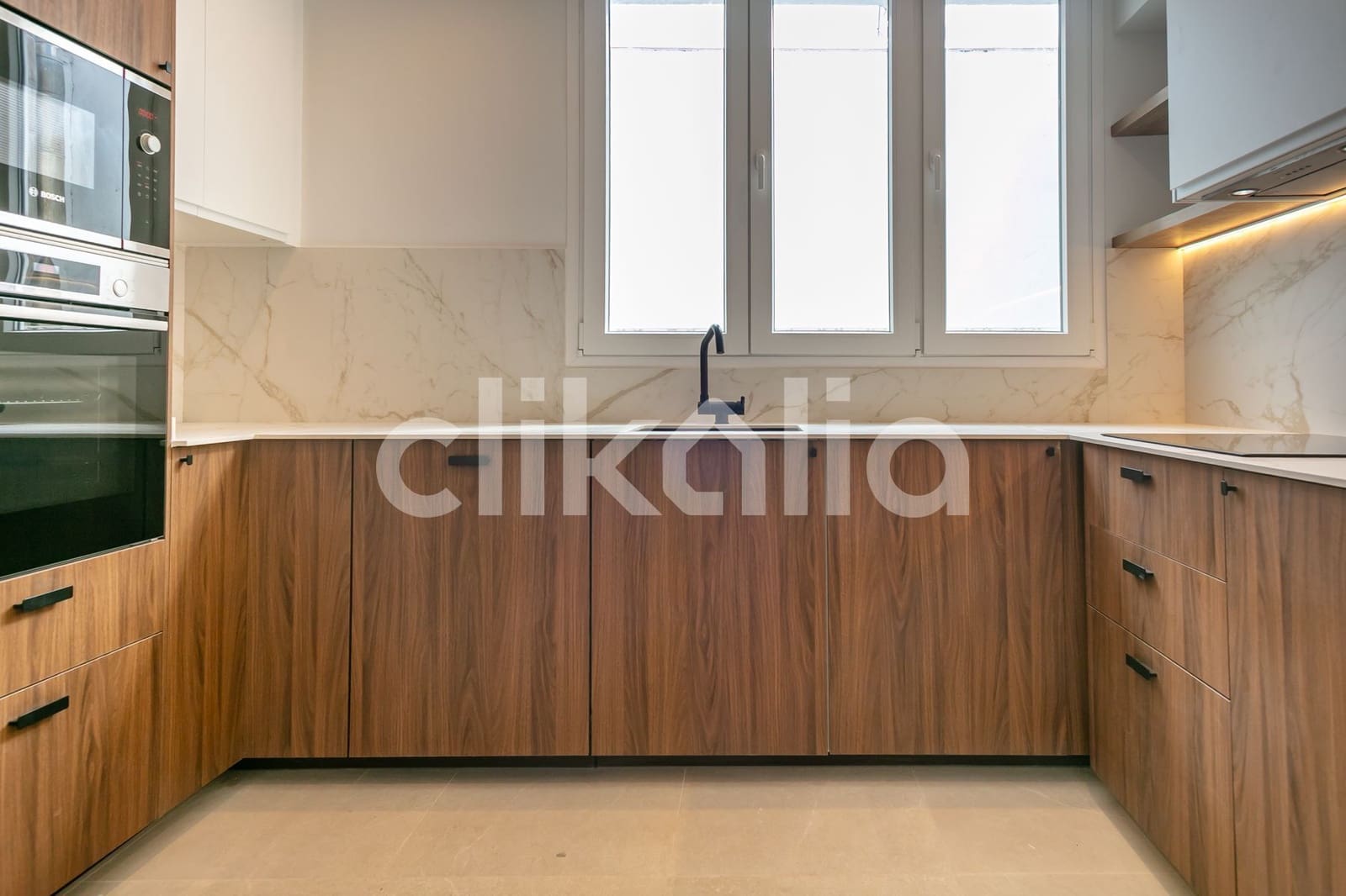 3 soveværelse Penthouse til salg i Madrid by - € 850.000 (Ref: 9077121)