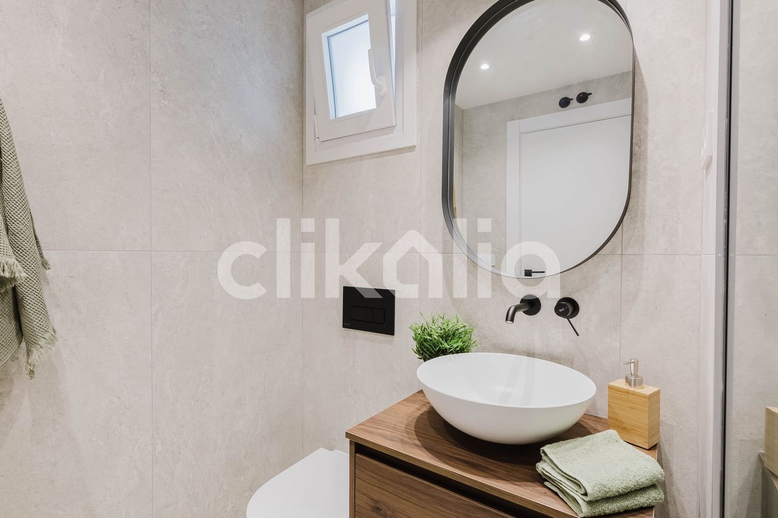 3 soveværelse Lejlighed til salg i Malaga by med swimmingpool garage - € 680.000 (Ref: 9103423)