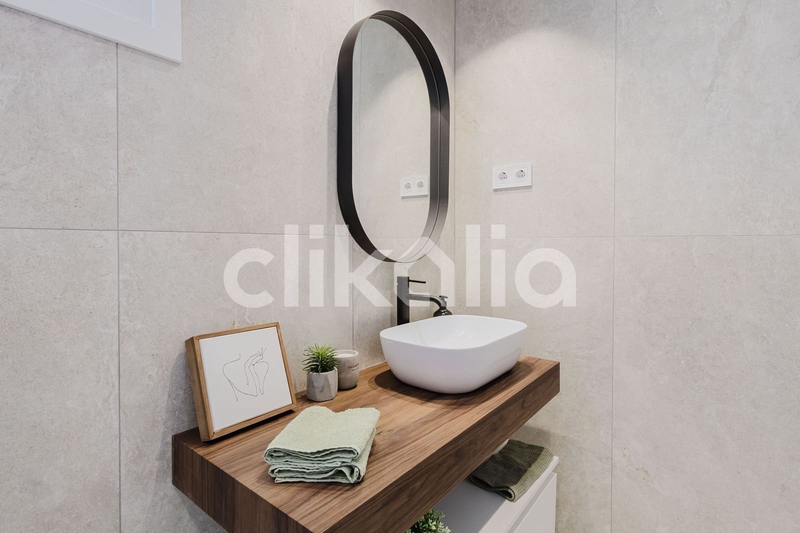 3 soveværelse Lejlighed til salg i Malaga by med swimmingpool garage - € 680.000 (Ref: 9103423)