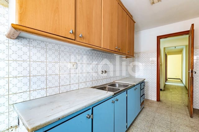 Piso de 3 habitaciones en Balaguer en venta - 55.000 € (Ref: 9103640)