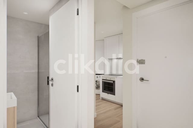 3 bedroom Flat for sale in Aluche, Madrid city with garage - € 410,000 (Ref: 9104066)