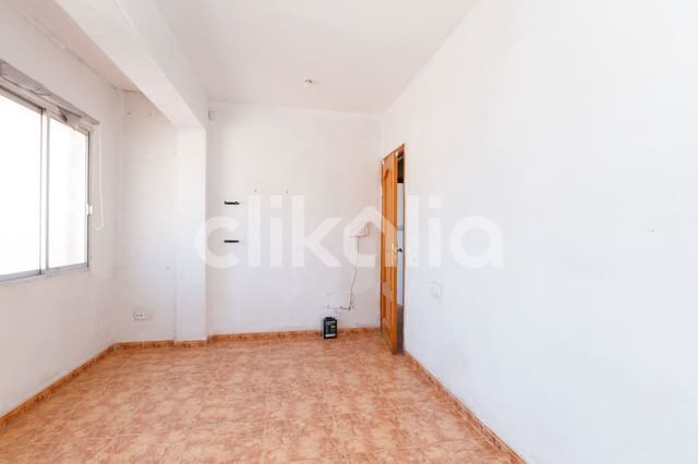 2 soveværelse Lejlighed til salg i Piedras Redondas - Torrecárdenas, Almería by - € 65.000 (Ref: 9107859)