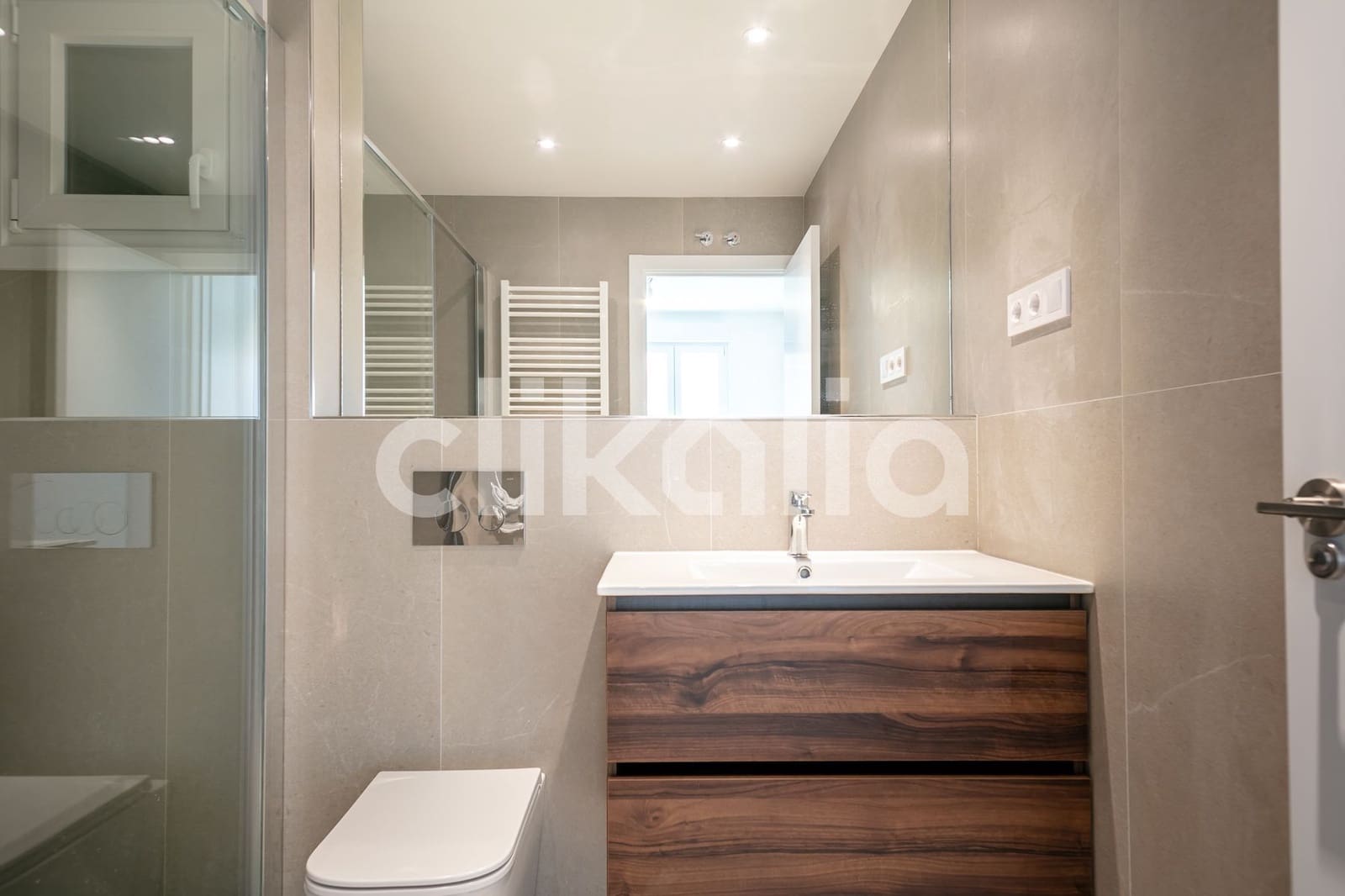 3 quarto Apartamento para venda em Madrid cidade com garagem - 835 000 € (Ref: 9109323)