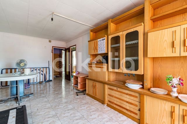 4 Zimmer Wohnung zu verkaufen in Salt - 129.000 € (Ref: 9111327)