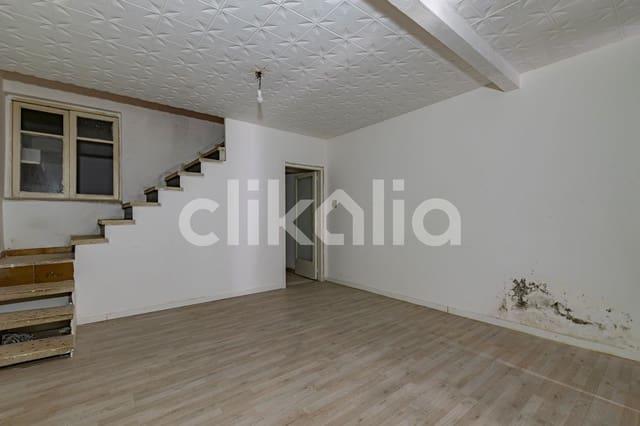 4 soverom Hus til salgs i Terrassa - € 149 000 (Ref: 9128965)
