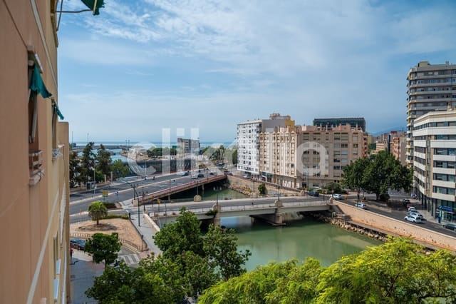 4 sypialnia Mieszkanie na sprzedaż w Ensanche Centro, Miasto Málaga - 700 000 € (Ref: 9131535)